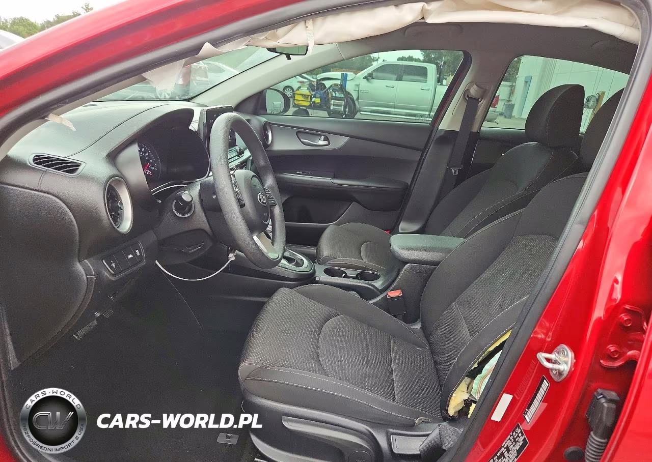 2019 Kia Forte Lxs VIN:3KPF24AD7KE053737 - 7