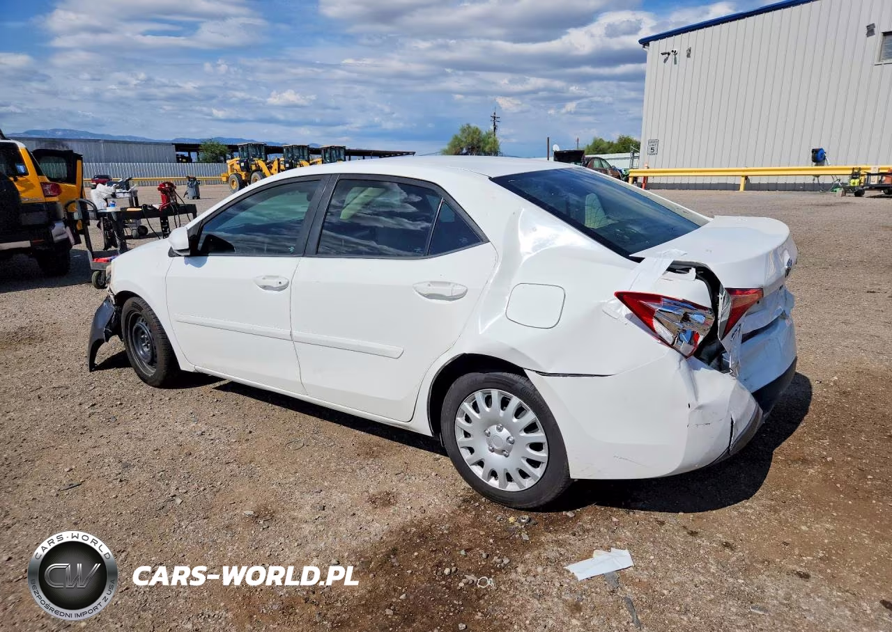 2017 Toyota Corolla Le VIN:2T1BURHE5HC864786 - 2