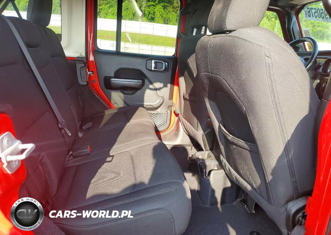2020 Jeep Wrangler Unlimited Sport VIN:1C4HJXDN7LW165222 - 11