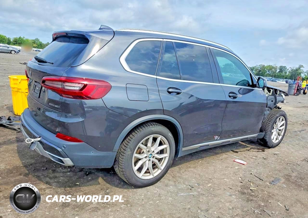 2022 BMW X5 xDrive40I VIN:5UXCR6C07N9K87243 - 3