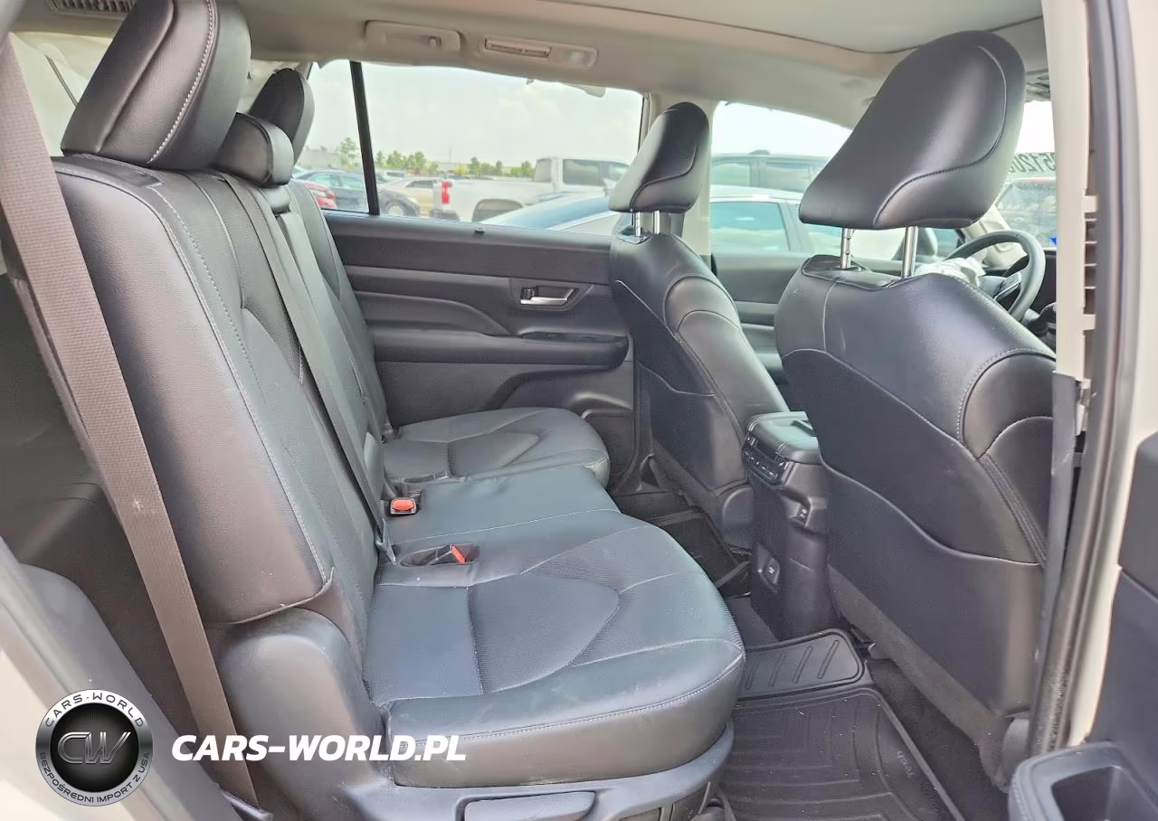 2024 Toyota Grand Highlander Limited VIN:5TDAAAB50RS048088 - 10