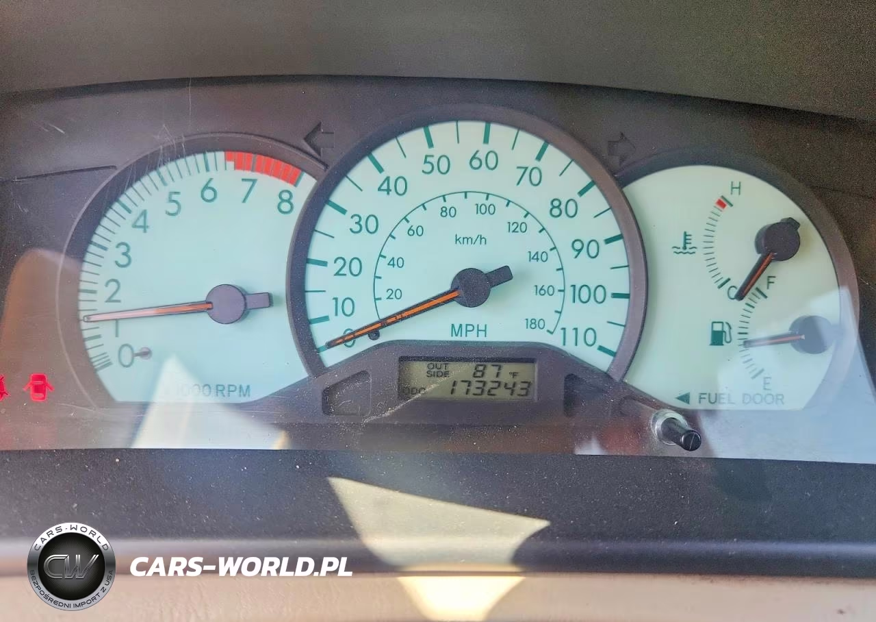 2003 Toyota Corolla Le VIN:JTDBR32E932016182 - 9