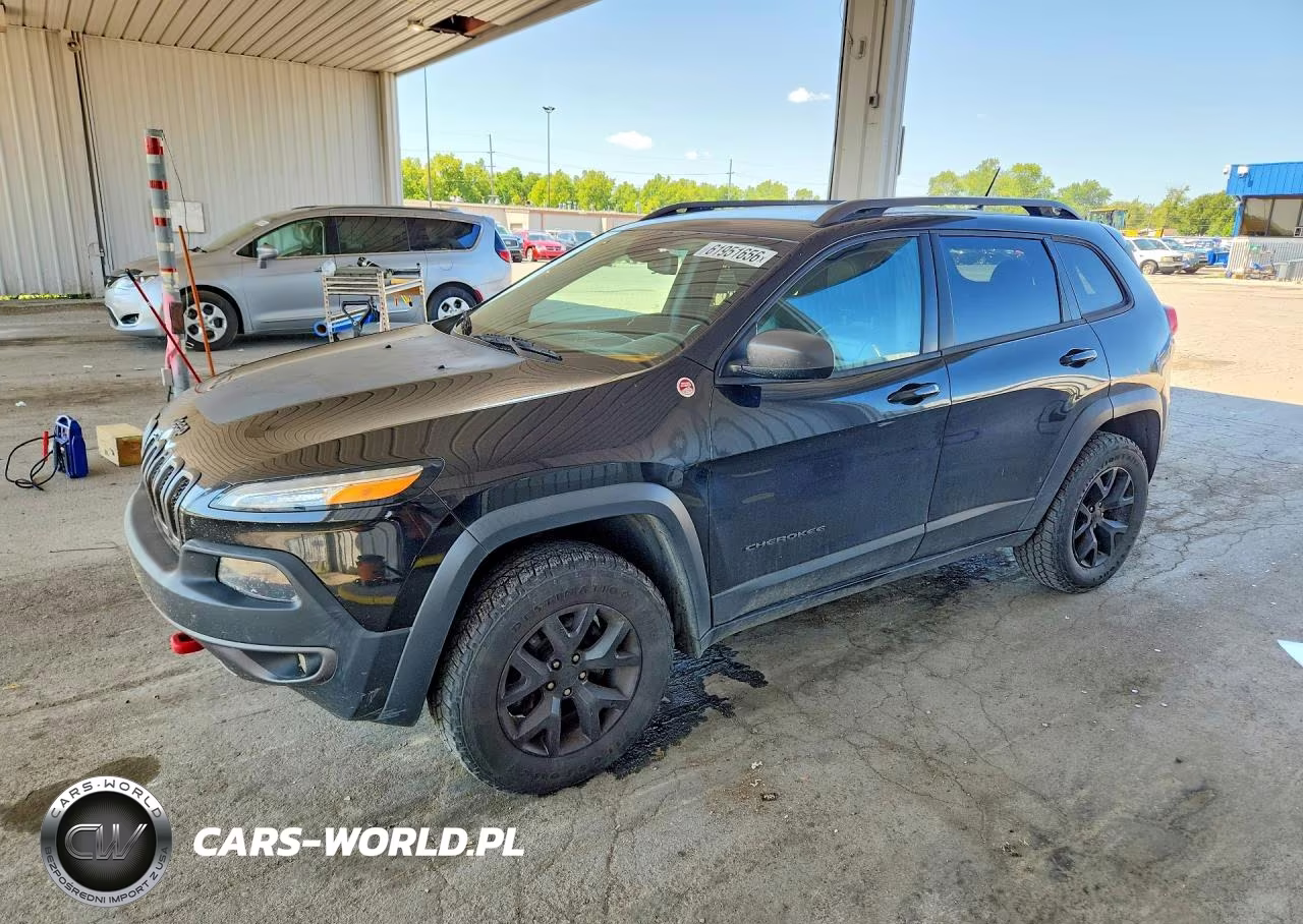 2015 Jeep Cherokee Trailhawk VIN:1C4PJMBS0FW775843 - 1