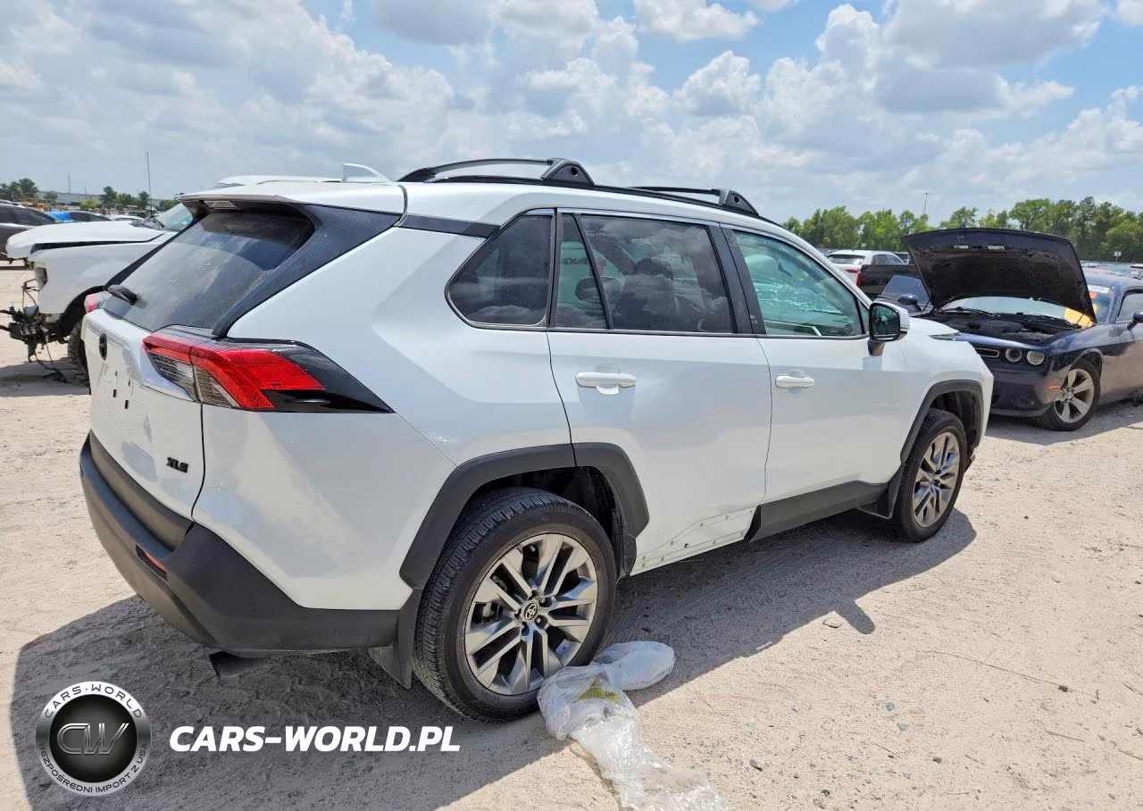 2025 Toyota Rav4 Xle Premium VIN:2T3C1RFV5SW402080 - 3