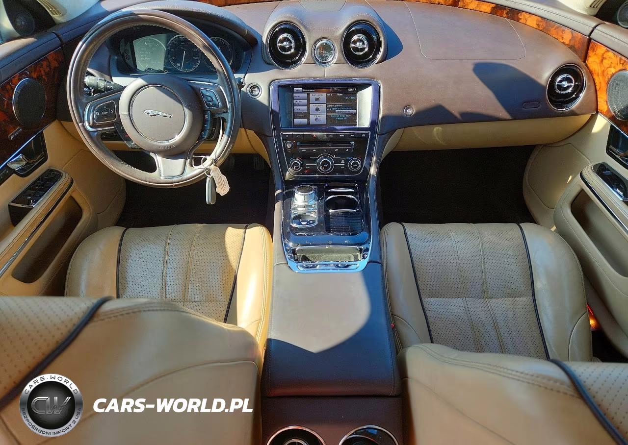 2013 Jaguar Xj VIN:SAJWA1C7XD8V58338 - 8