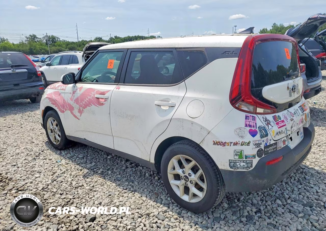 2020 Kia Soul VIN:KNDJ23AU0L7020990 - 2