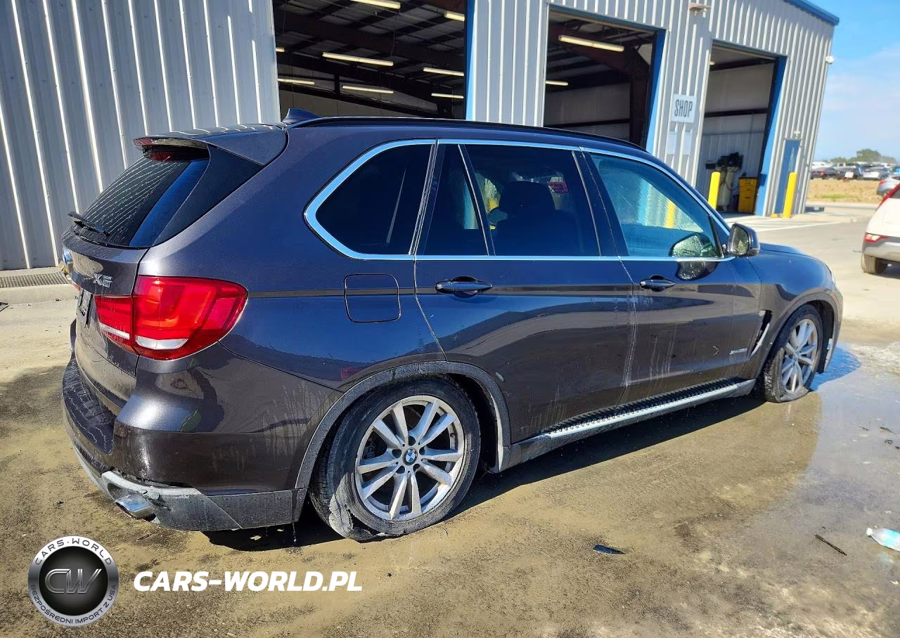 2015 BMW X5 xDrive35I VIN:5UXKR0C56F0K52705 - 3