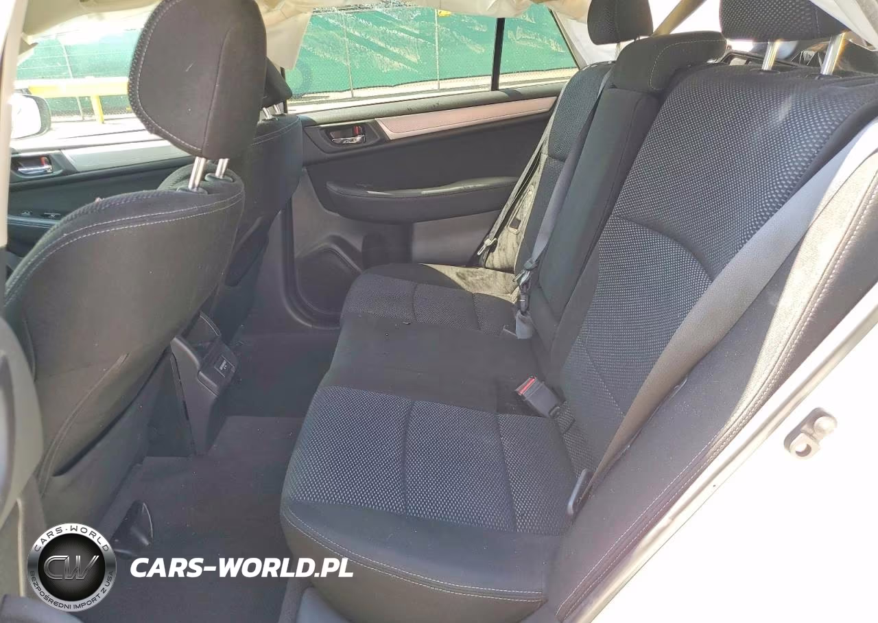 2018 Subaru Outback 2.5I Premium VIN:4S4BSACC0J3221317 - 10