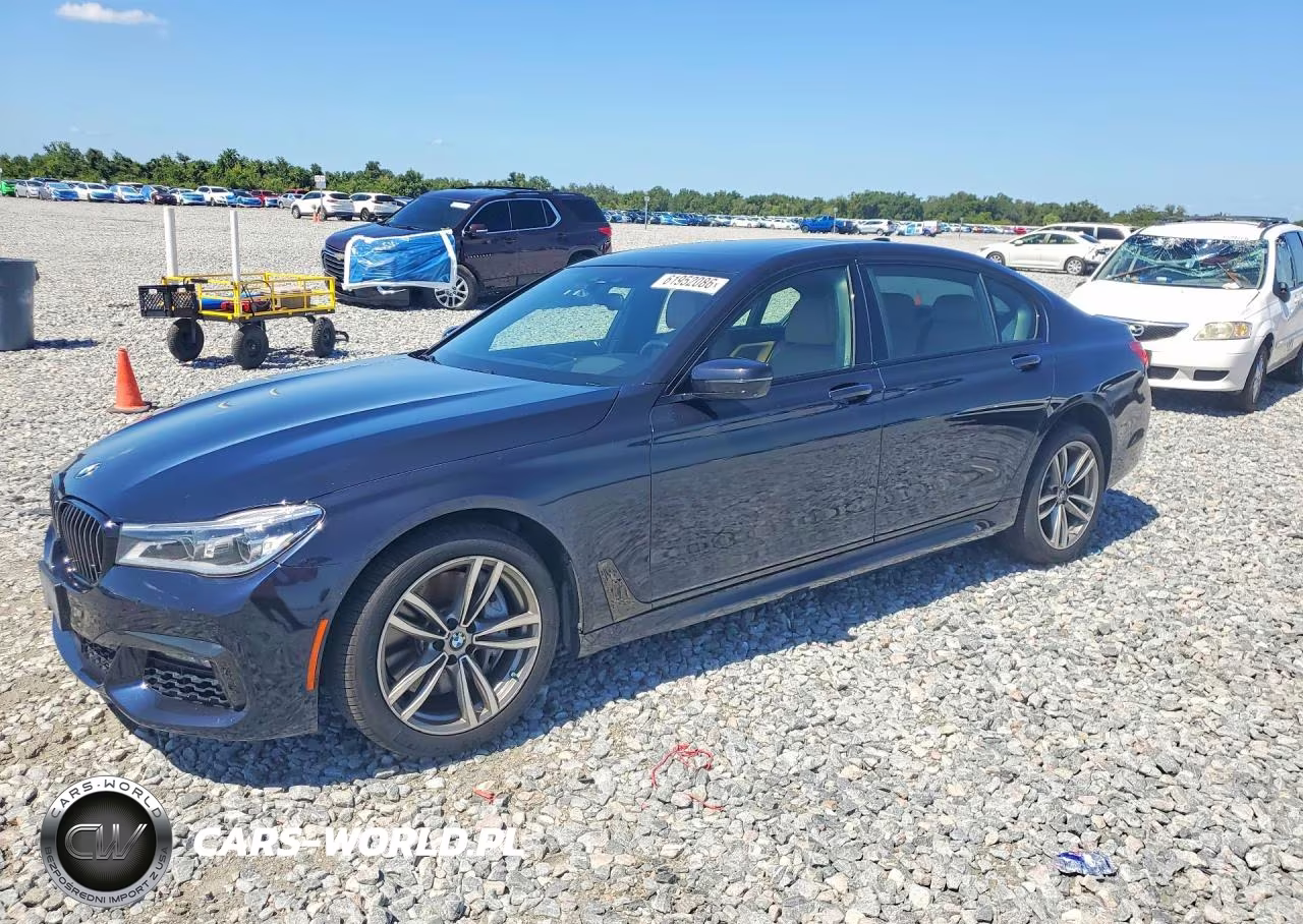2018 BMW 750 Xi