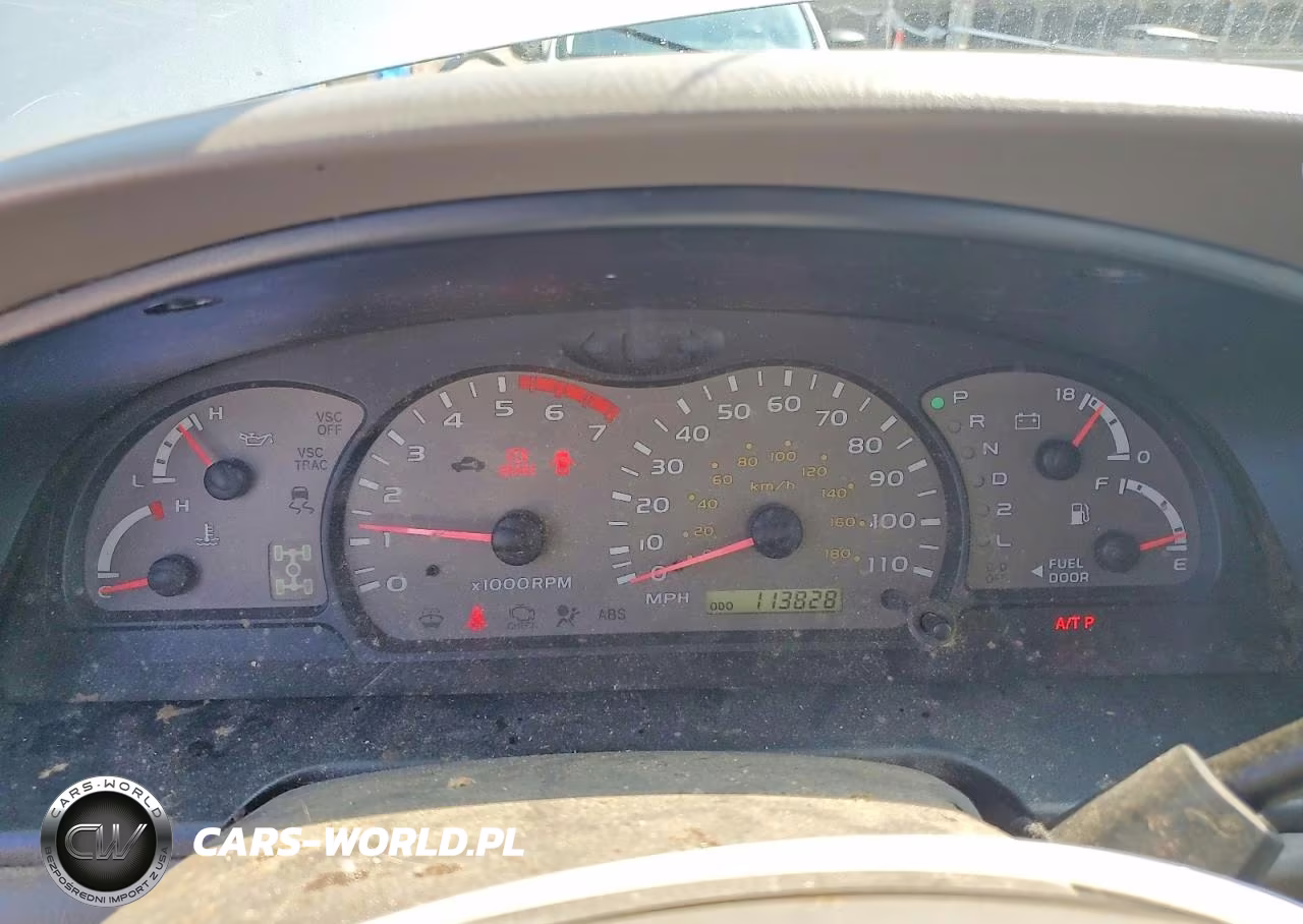 2003 Toyota Sequoia Sr5 VIN:5TDBT44A33S181381 - 9