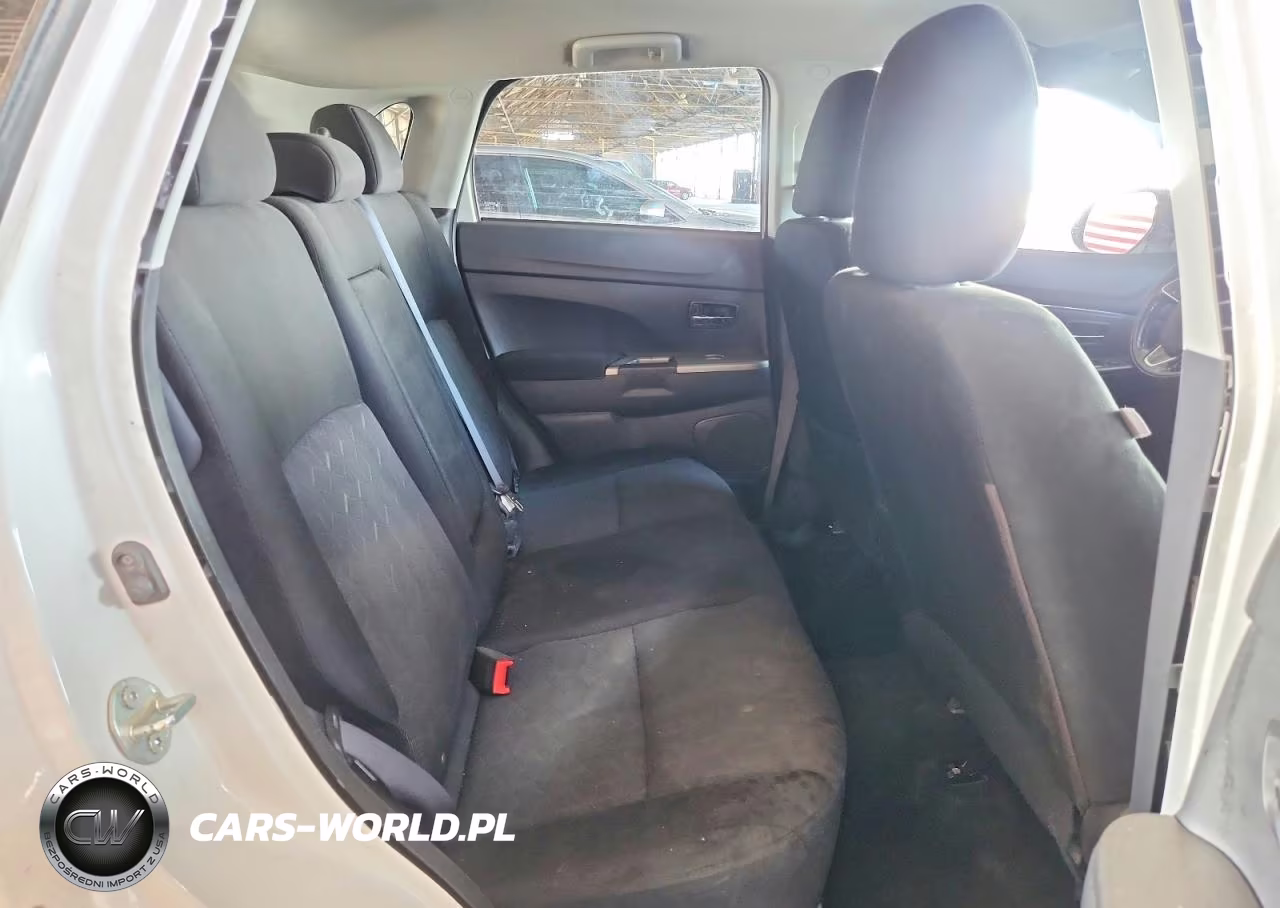 2021 Mitsubishi Outlander Sport Es VIN:JA4ARUAU9MU009887 - 11