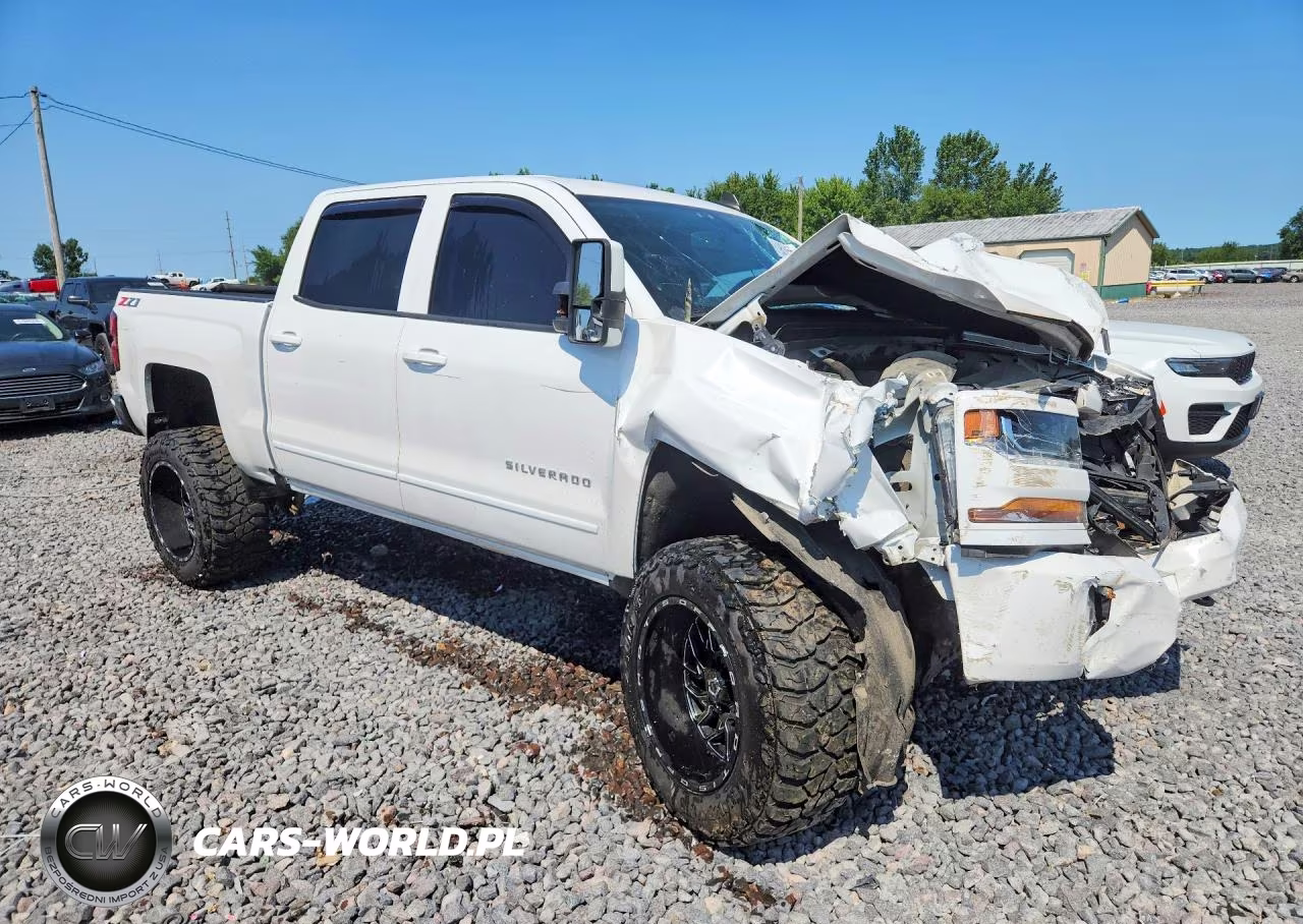 2018 Chevrolet Silverado K1500 Lt VIN:3GCUKREC4JG437743 - 4