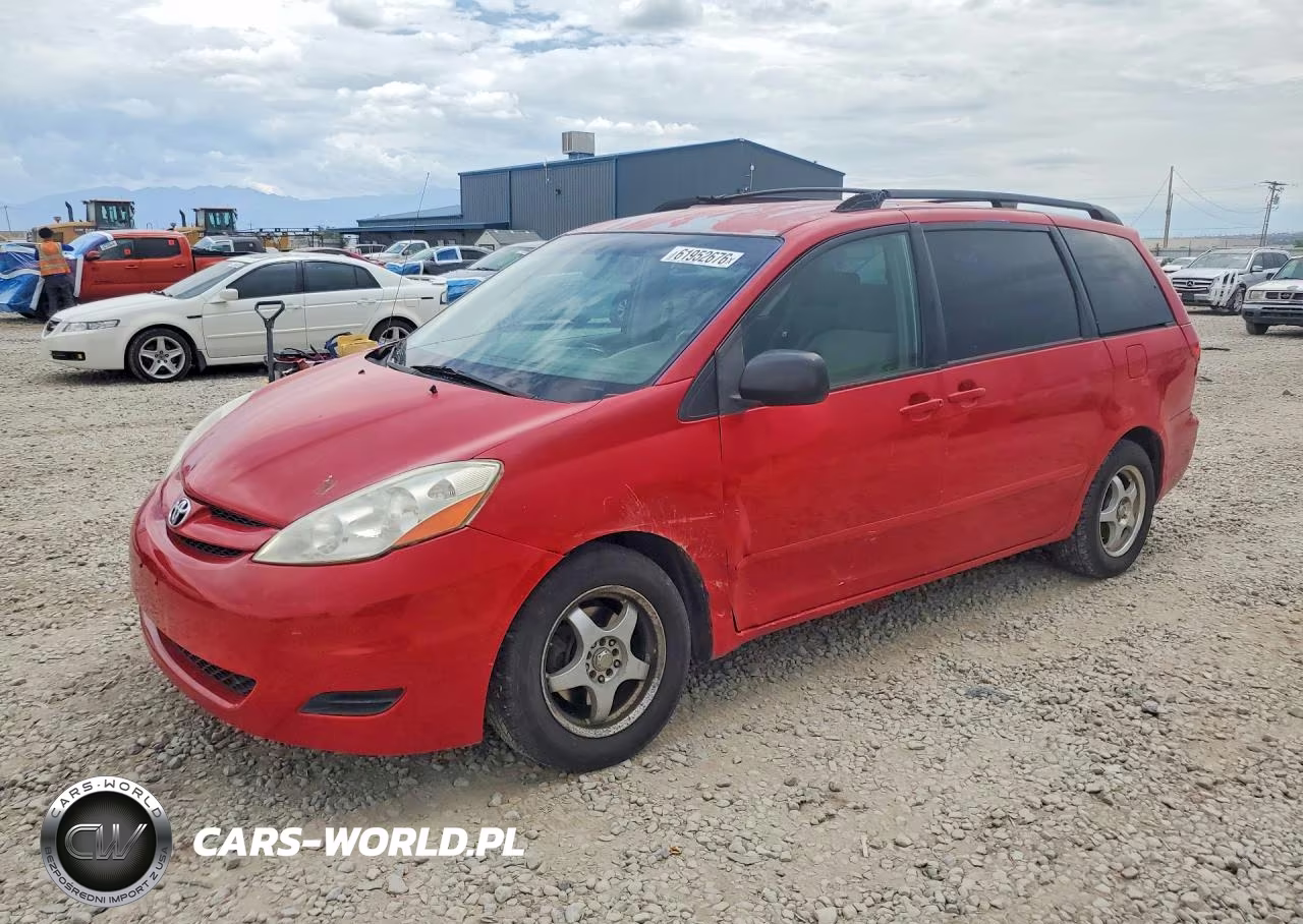 2007 Toyota Sienna Le 8-Passenger
