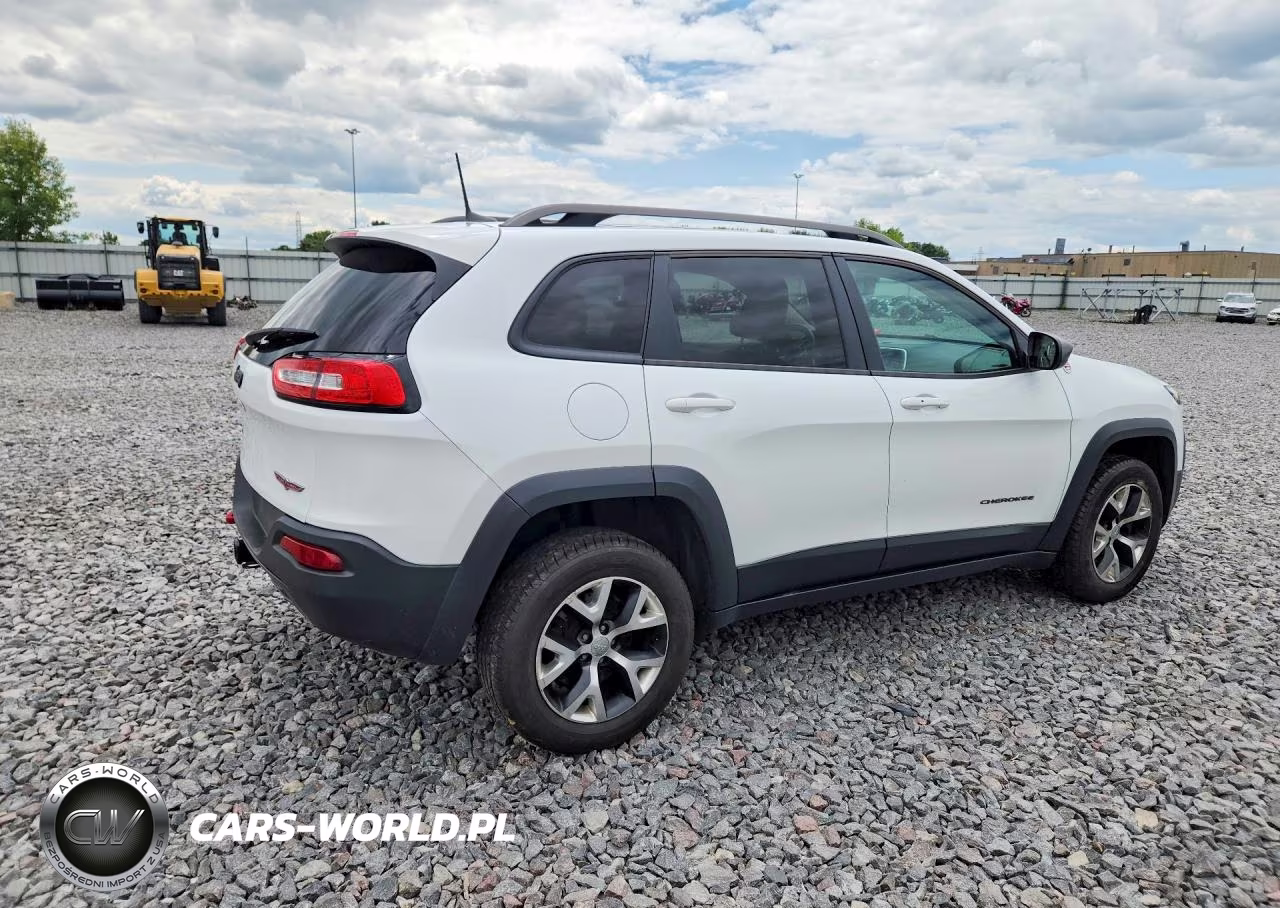 2016 Jeep Cherokee VIN:1C4PJMBS2GW143136 - 3
