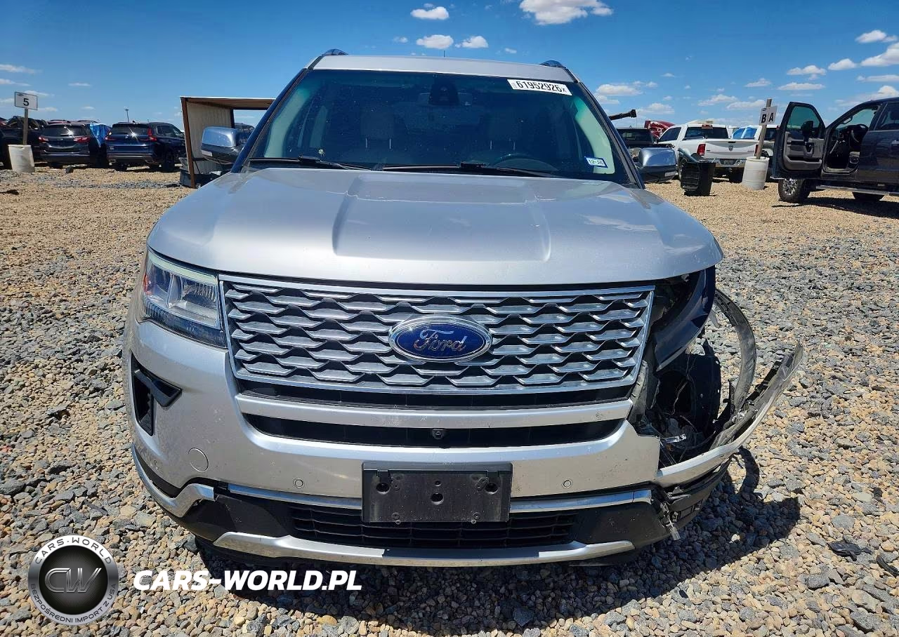 2018 Ford Explorer Platinum VIN:1FM5K8HT6JGC71520 - 5