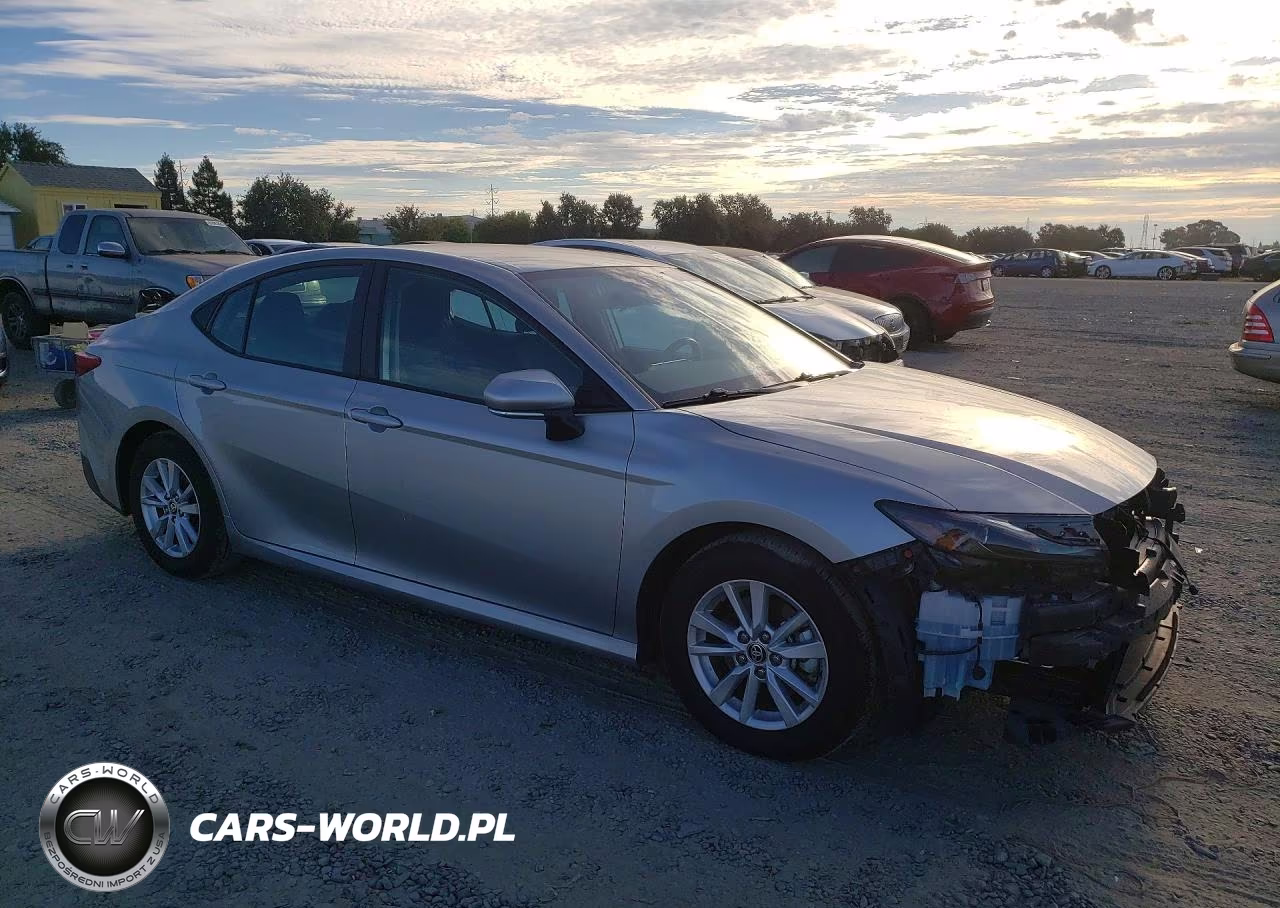 2025 Toyota Camry Le VIN:4T1DAACK0SU073779 - 4