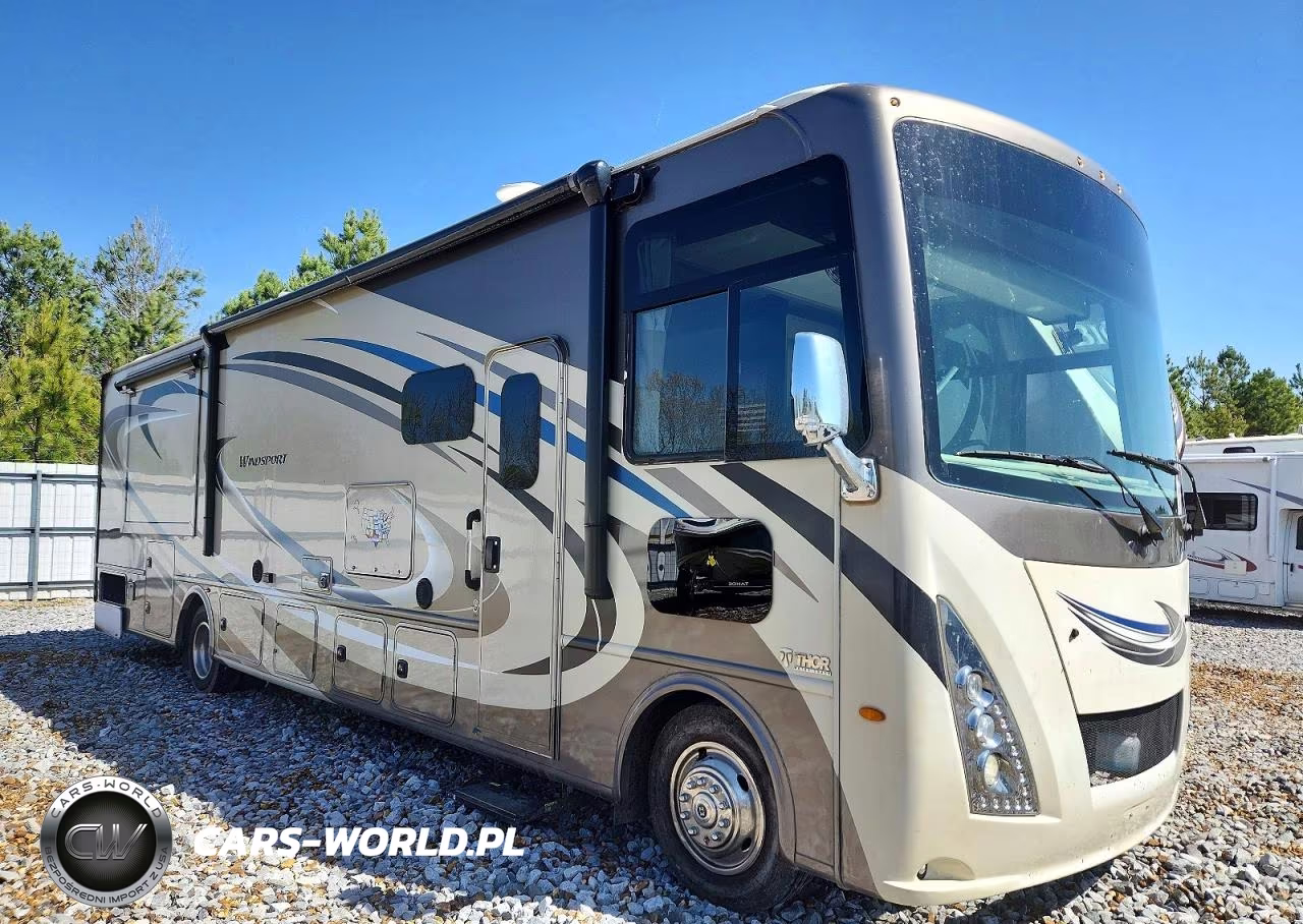 2018 Ford Motorhome Chassis Recreational Vehicle – zdjęcie 1 z 10