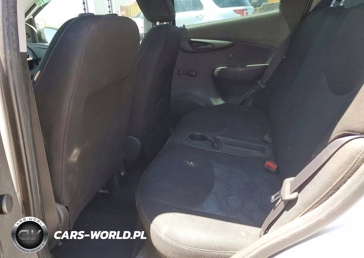 2018 Chevrolet Spark Ls VIN:KL8CB6SA9JC481102 - 10