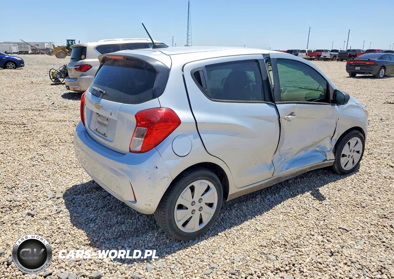 2018 Chevrolet Spark Ls VIN:KL8CB6SA9JC481102 - 3