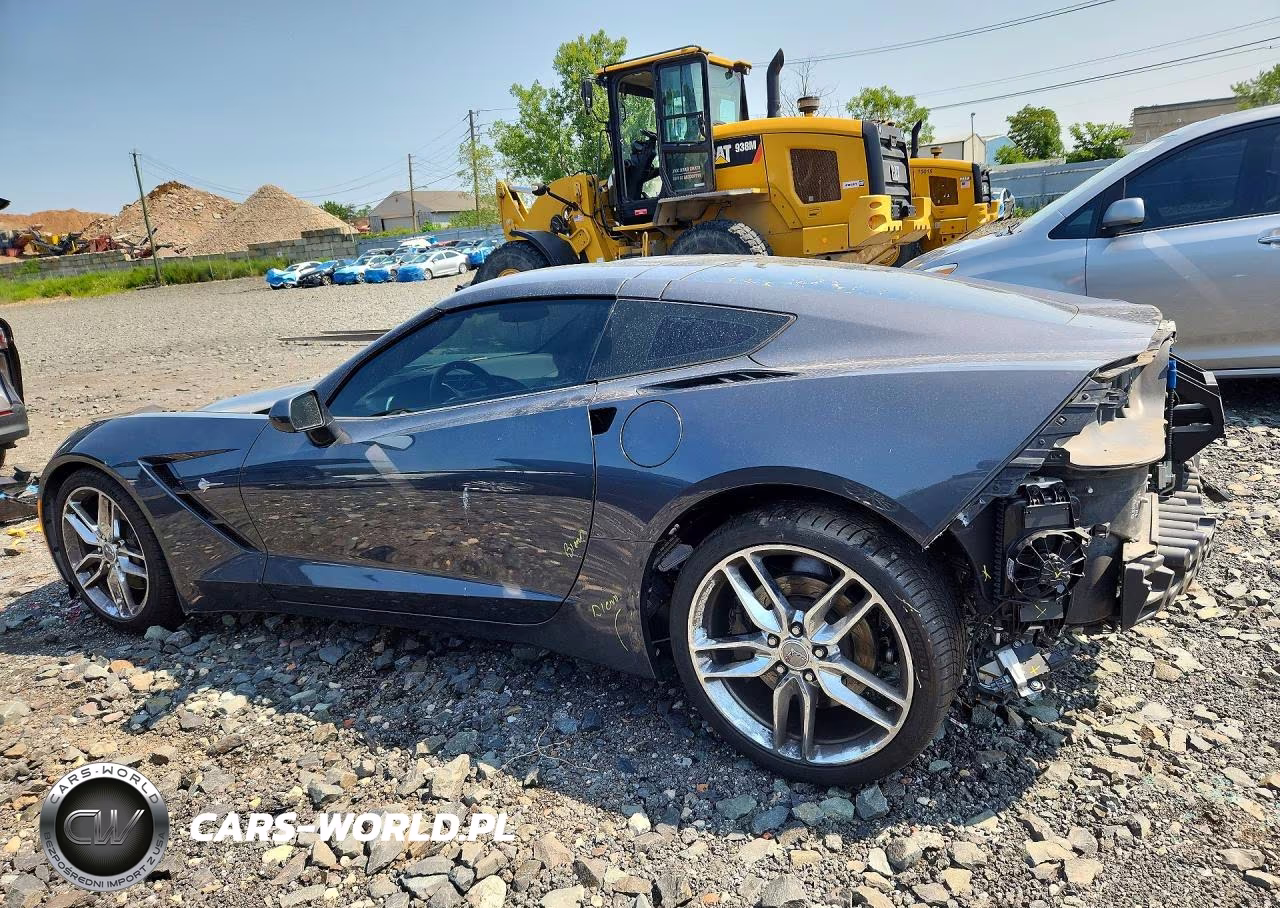 2014 Chevrolet Corvette Stingray Z51 2Lt VIN:1G1YK2D7XE5121900 - 2