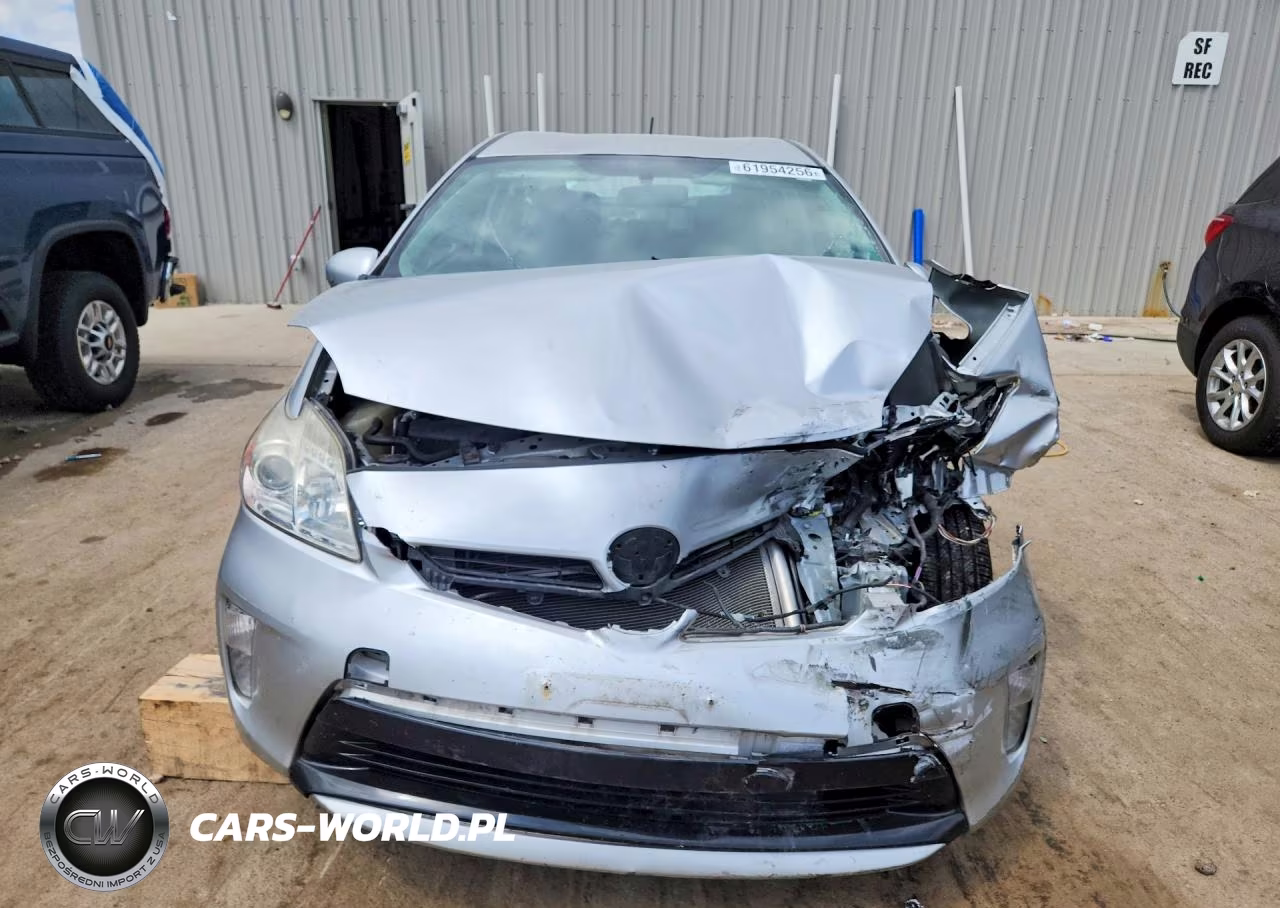 2013 Toyota Prius Two VIN:JTDKN3DU1D5640154 - 5