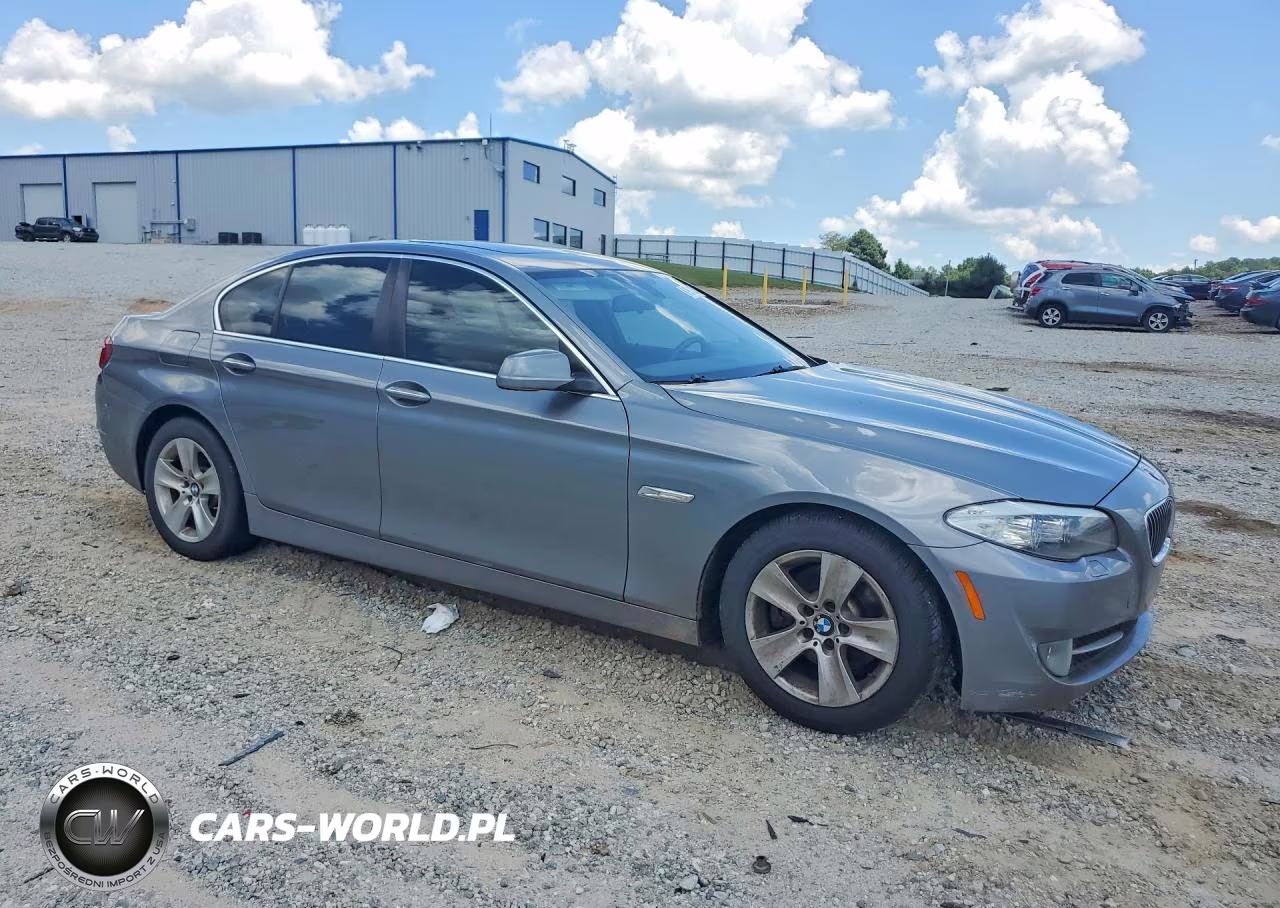 2013 BMW 528 I VIN:WBAXG5C53DD228570 - 4