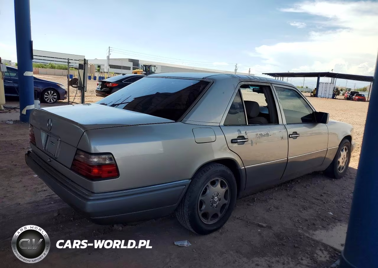 1995 Mercedes-Benz E 320 Base VIN:WDBEA32E3SC173248 - 3