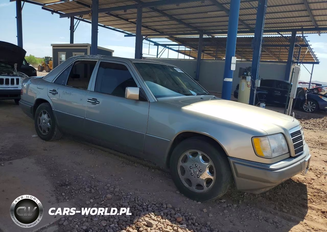 1995 Mercedes-Benz E 320 Base VIN:WDBEA32E3SC173248 - 4
