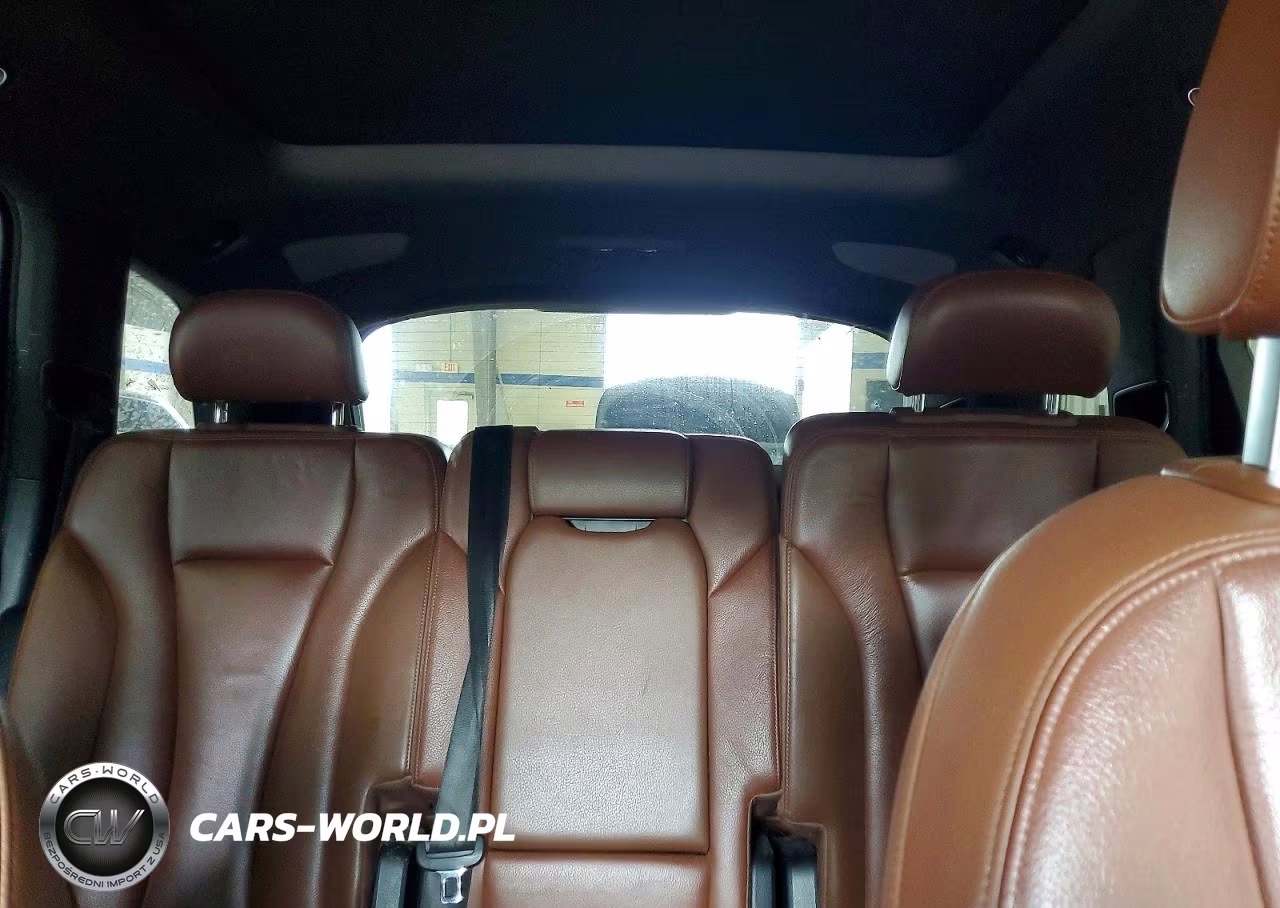 2019 Audi Q7 Premium Plus VIN:WA1LAAF78KD000161 - 10