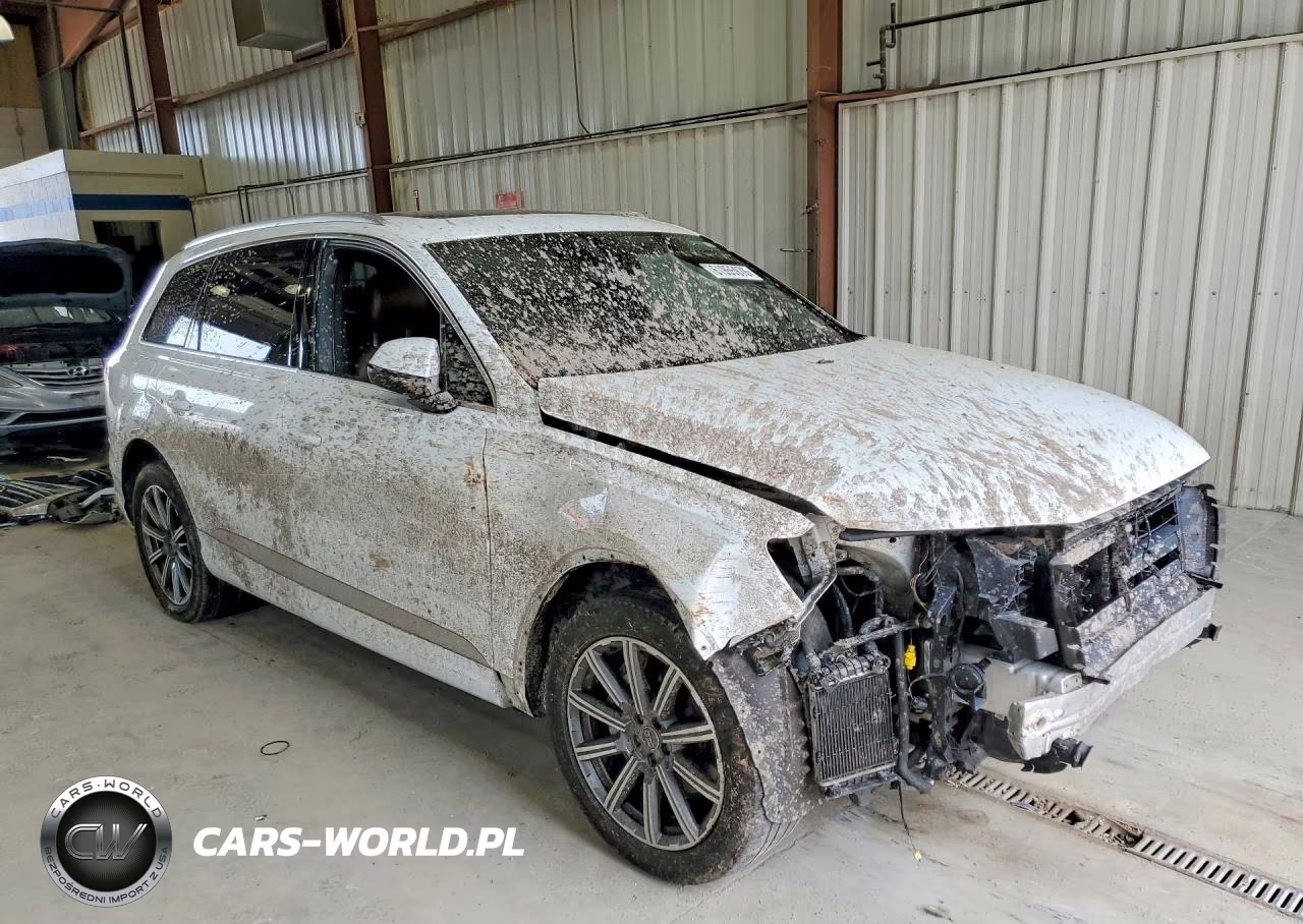 2019 Audi Q7 Premium Plus VIN:WA1LAAF78KD000161 - 4