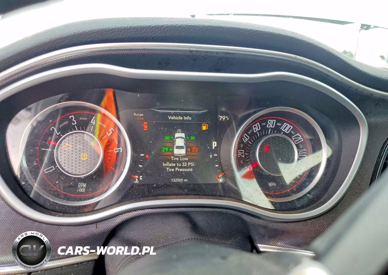 2016 Dodge Challenger Sxt VIN:2C3CDZAG1GH108204 - 9