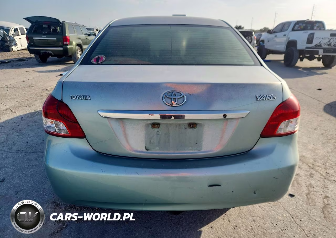 2007 Toyota Yaris Base VIN:JTDBT923571175747 - 6