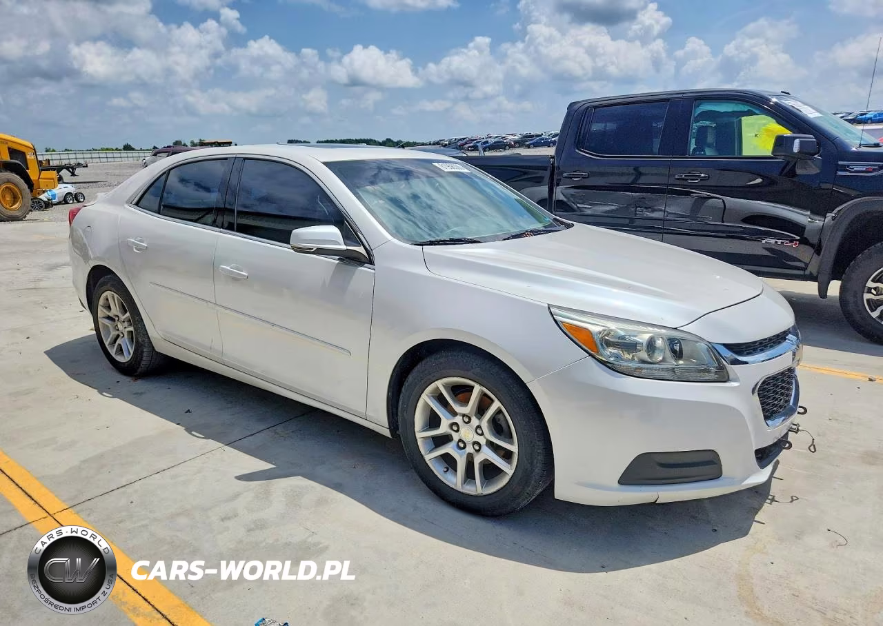 2015 Chevrolet Malibu 1Lt VIN:1G11C5SLXFU150658 - 4