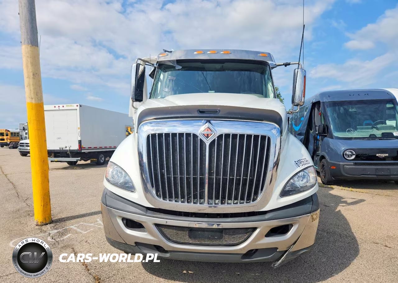 2015 International Prostar Semi Truck VIN:3HSDJAPR6FN574893 - 5