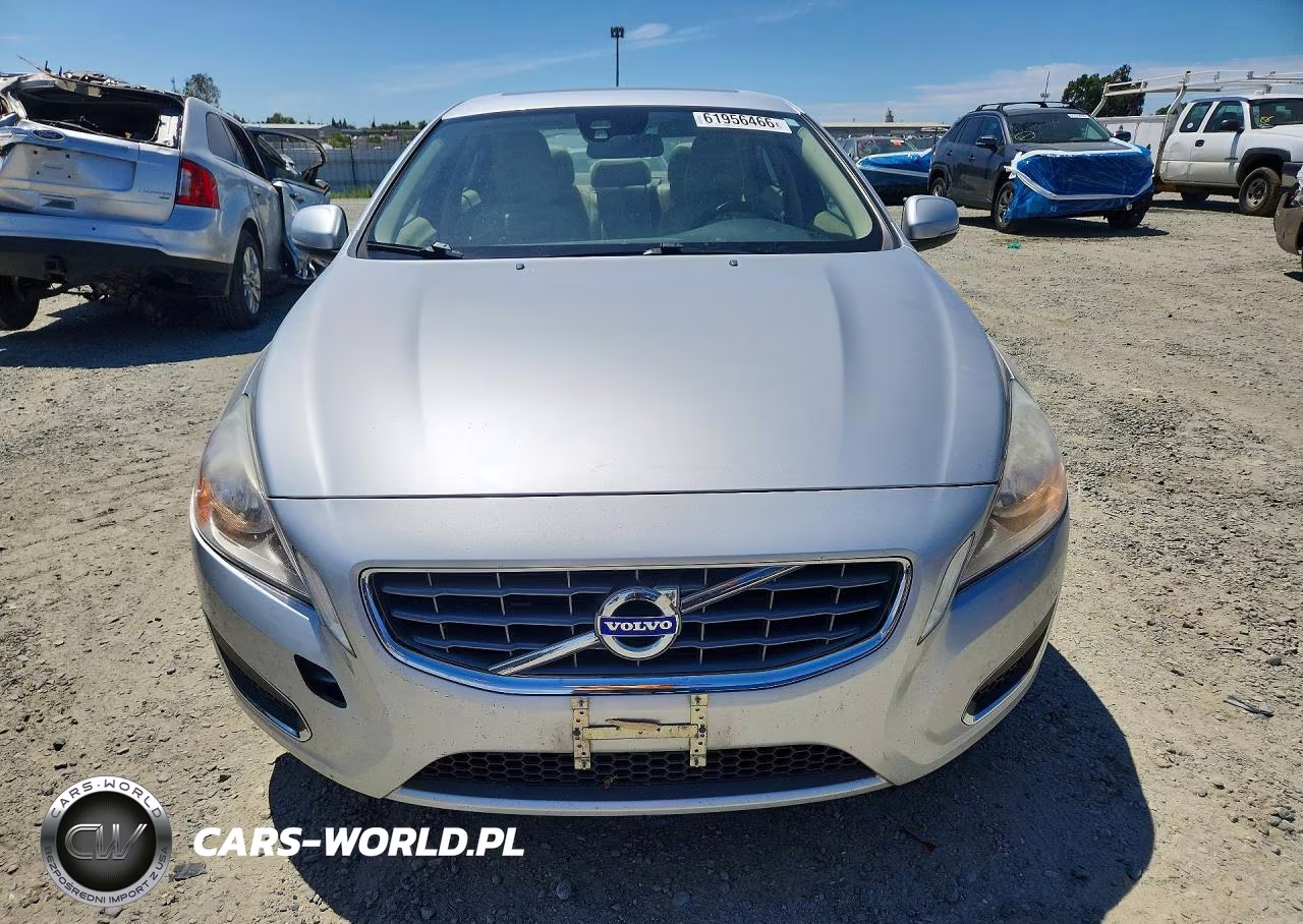 2012 Volvo S60 T5 VIN:YV1622FS0C2120747 - 5