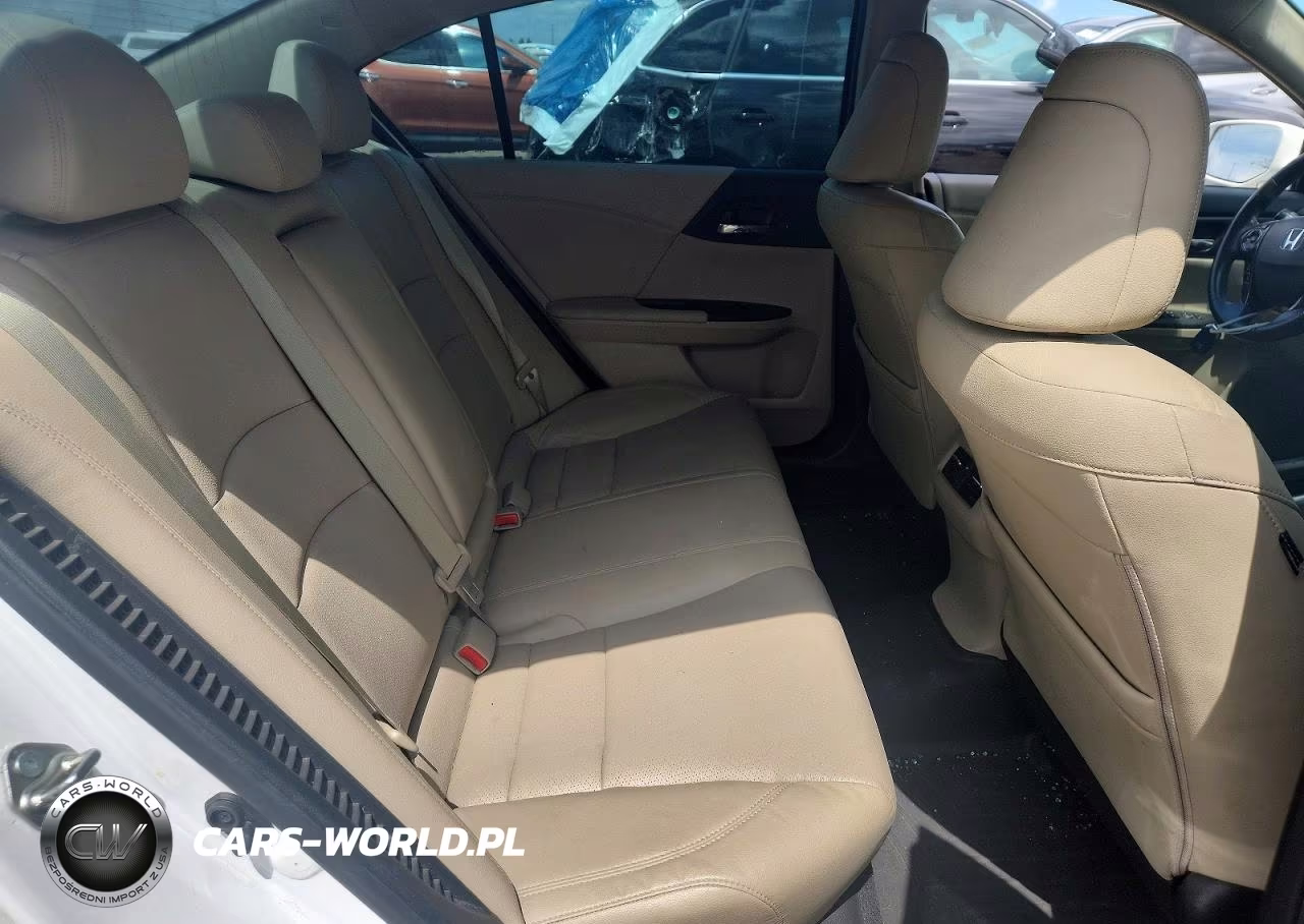 2015 Honda Accord Touring Hybrid VIN:1HGCR6F70FA009120 - 10