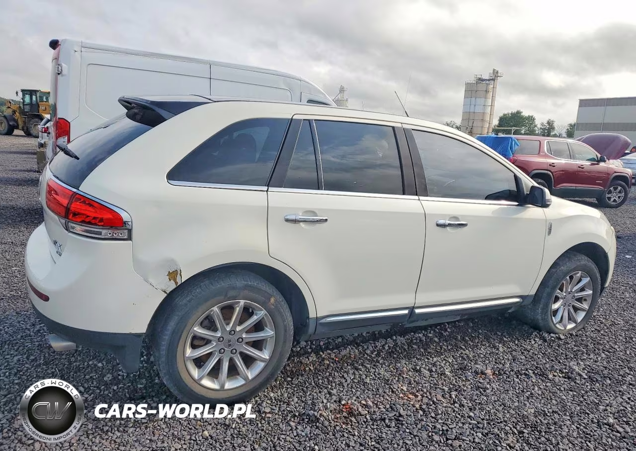 2013 Lincoln Mkx VIN:2LMDJ8JK7DBL23298 - 3