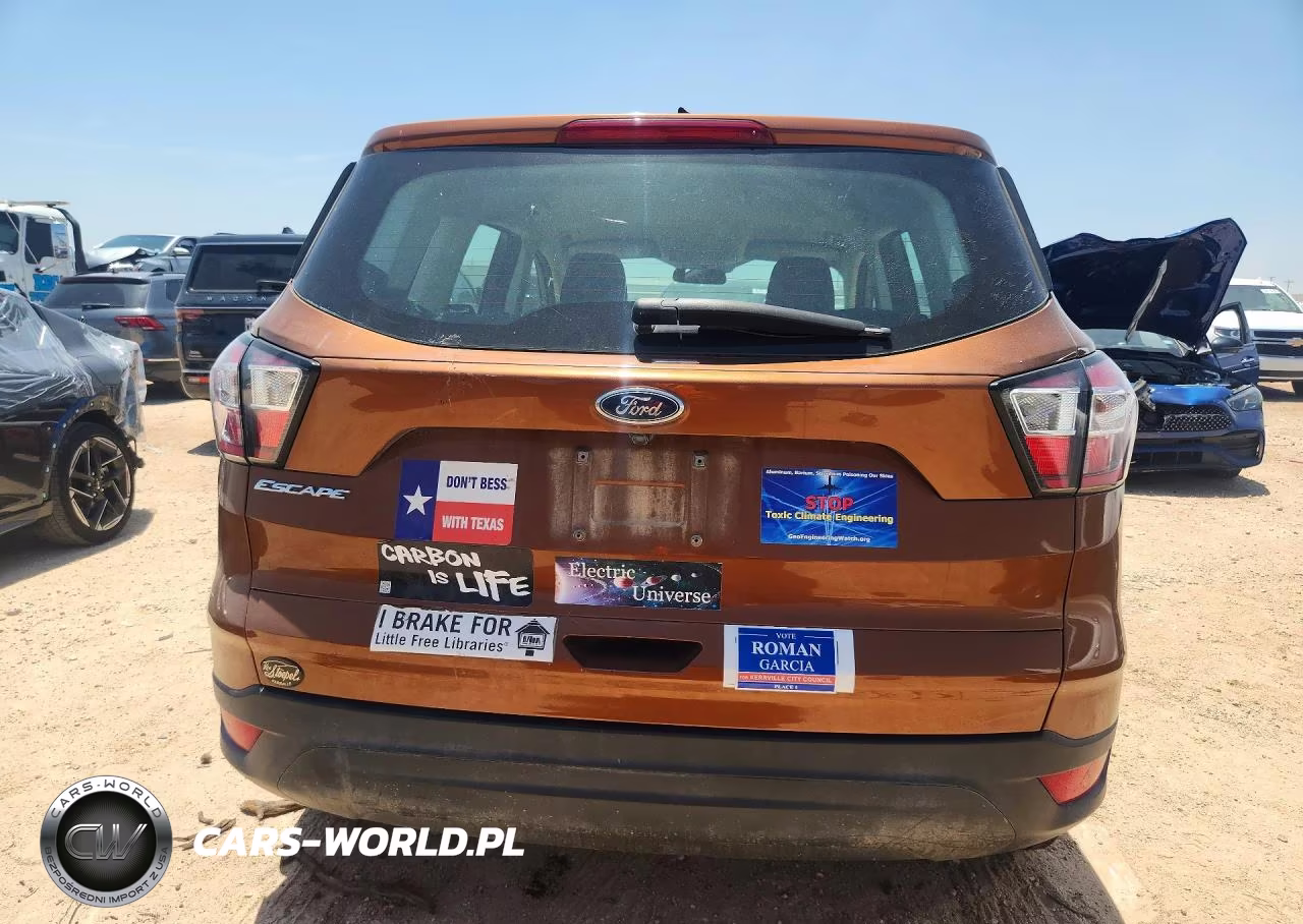 2017 Ford Escape S VIN:1FMCU0F71HUC49008 - 6