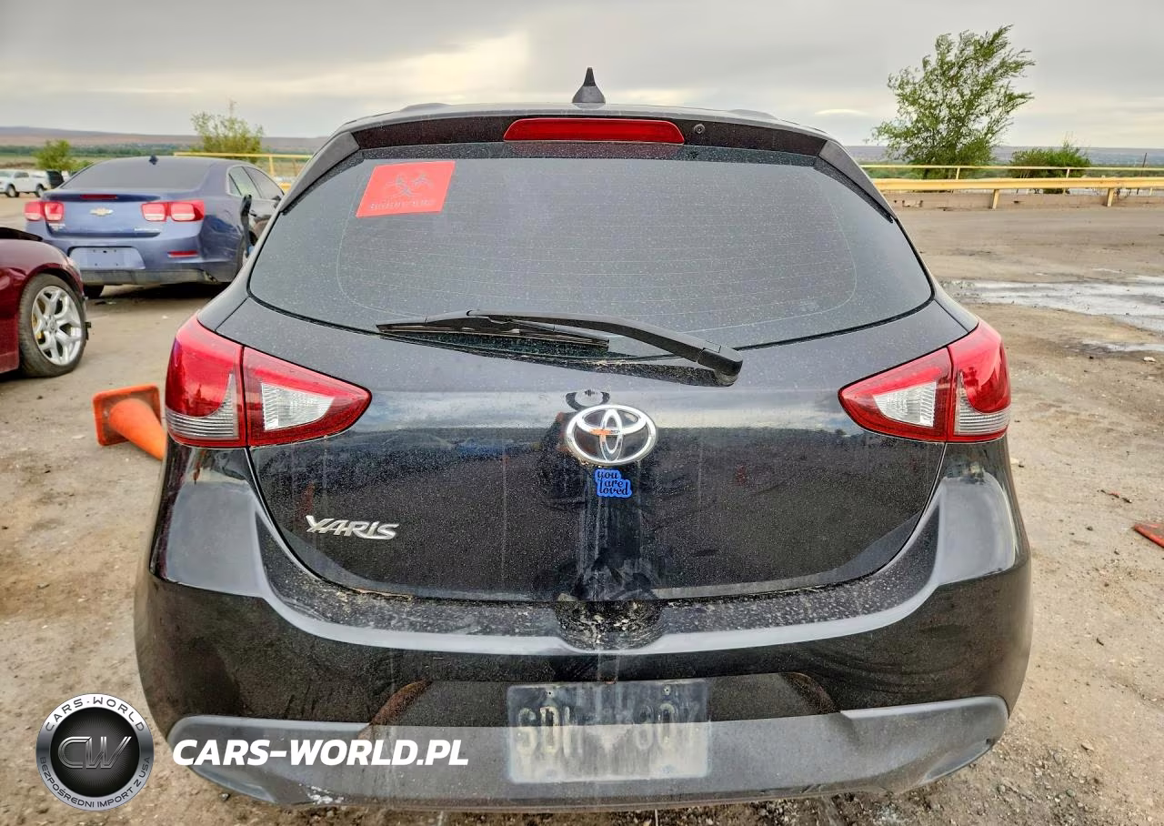2020 Toyota Yaris Hatchback Le VIN:3MYDLBJV5LY704236 - 6