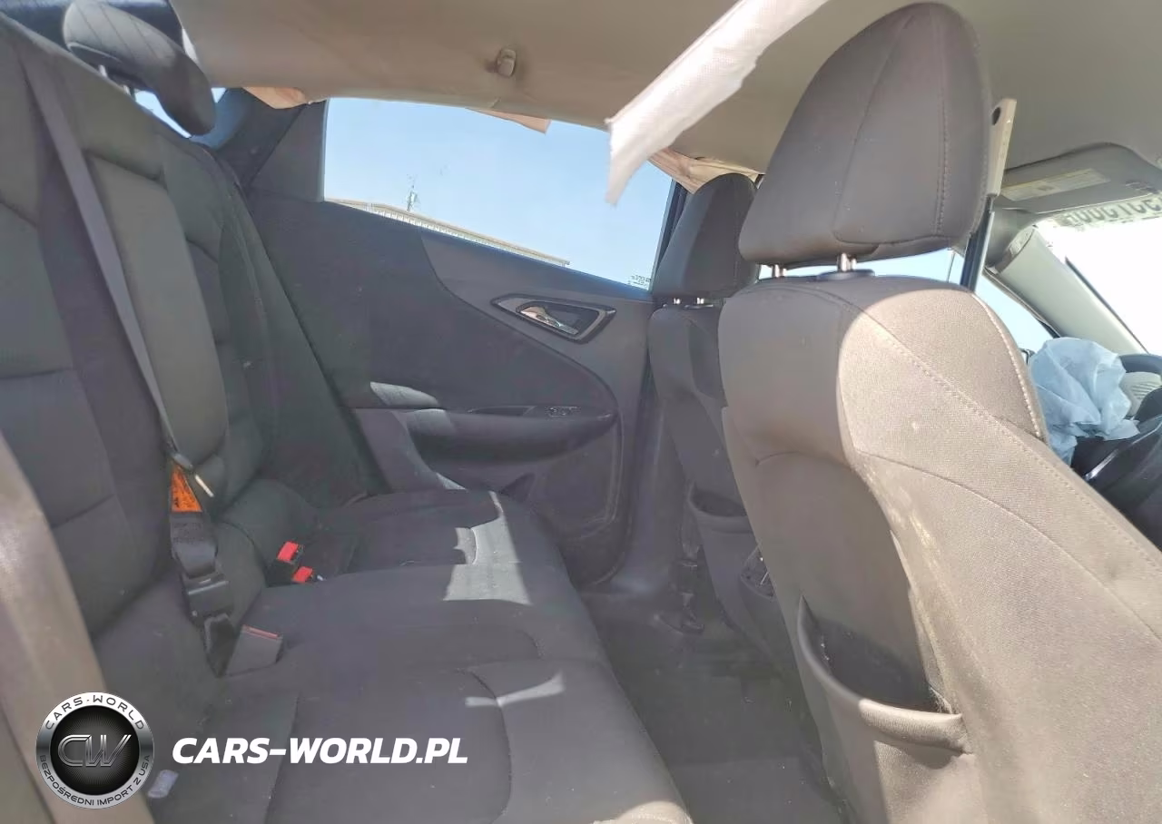 2018 Chevrolet Malibu Lt VIN:1G1ZD5ST0JF276380 - 10