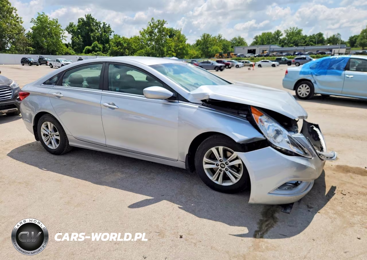 2013 Hyundai Sonata Gls VIN:5NPEB4AC7DH583191 - 4