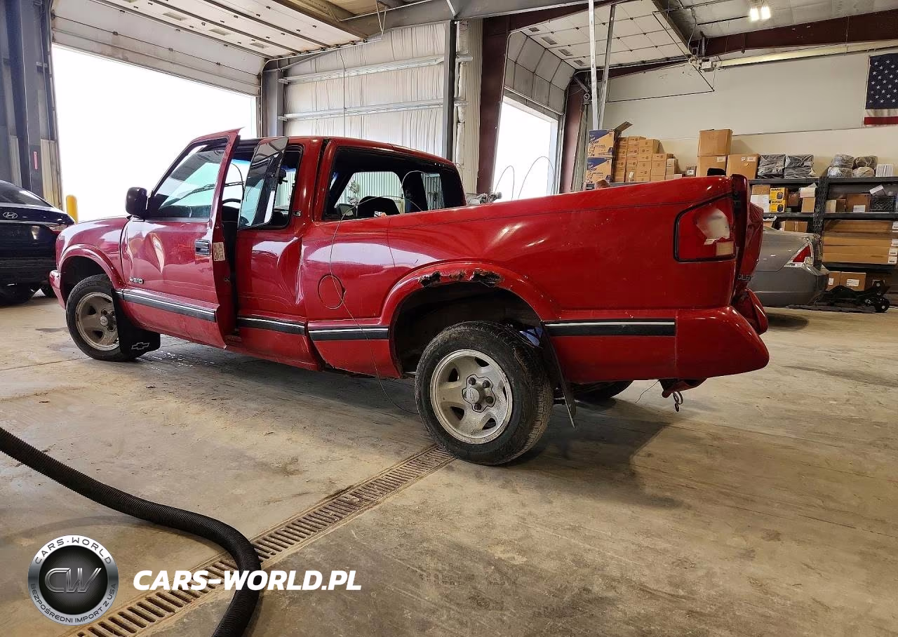 1997 Chevrolet S Truck S10 VIN:1GCCS1948V8124092 - 2