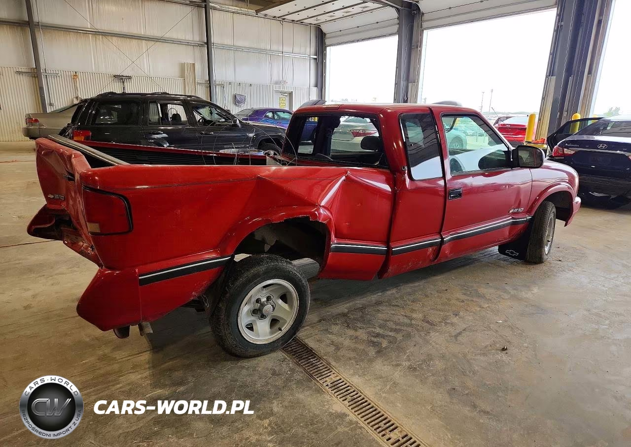 1997 Chevrolet S Truck S10 VIN:1GCCS1948V8124092 - 3