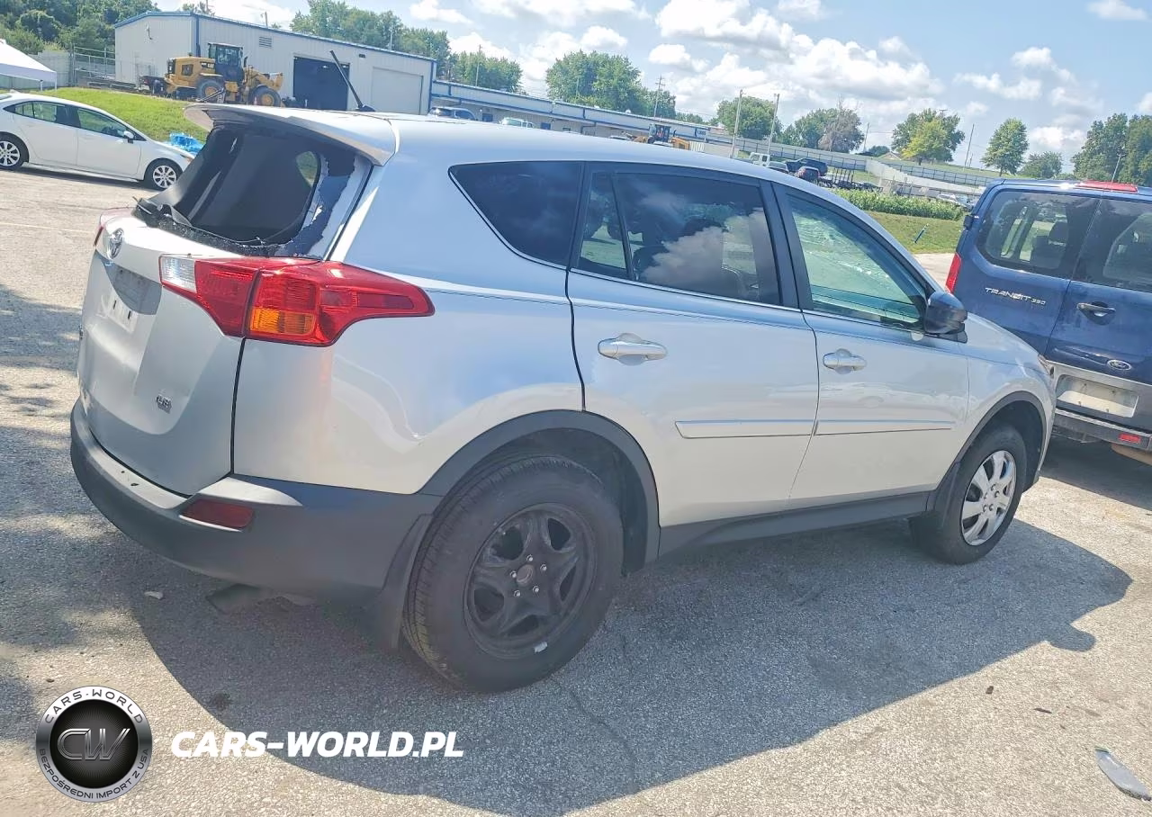 2015 Toyota Rav4 Le VIN:2T3ZFREV6FW151394 - 3