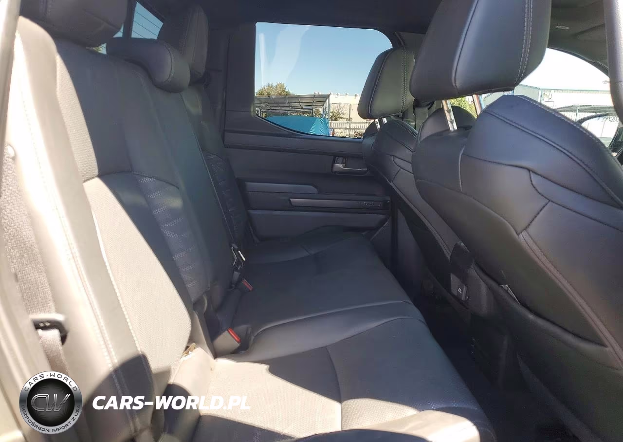 2025 Toyota Tacoma Trd Sport VIN:3TMLB5JN8SM127223 - 10