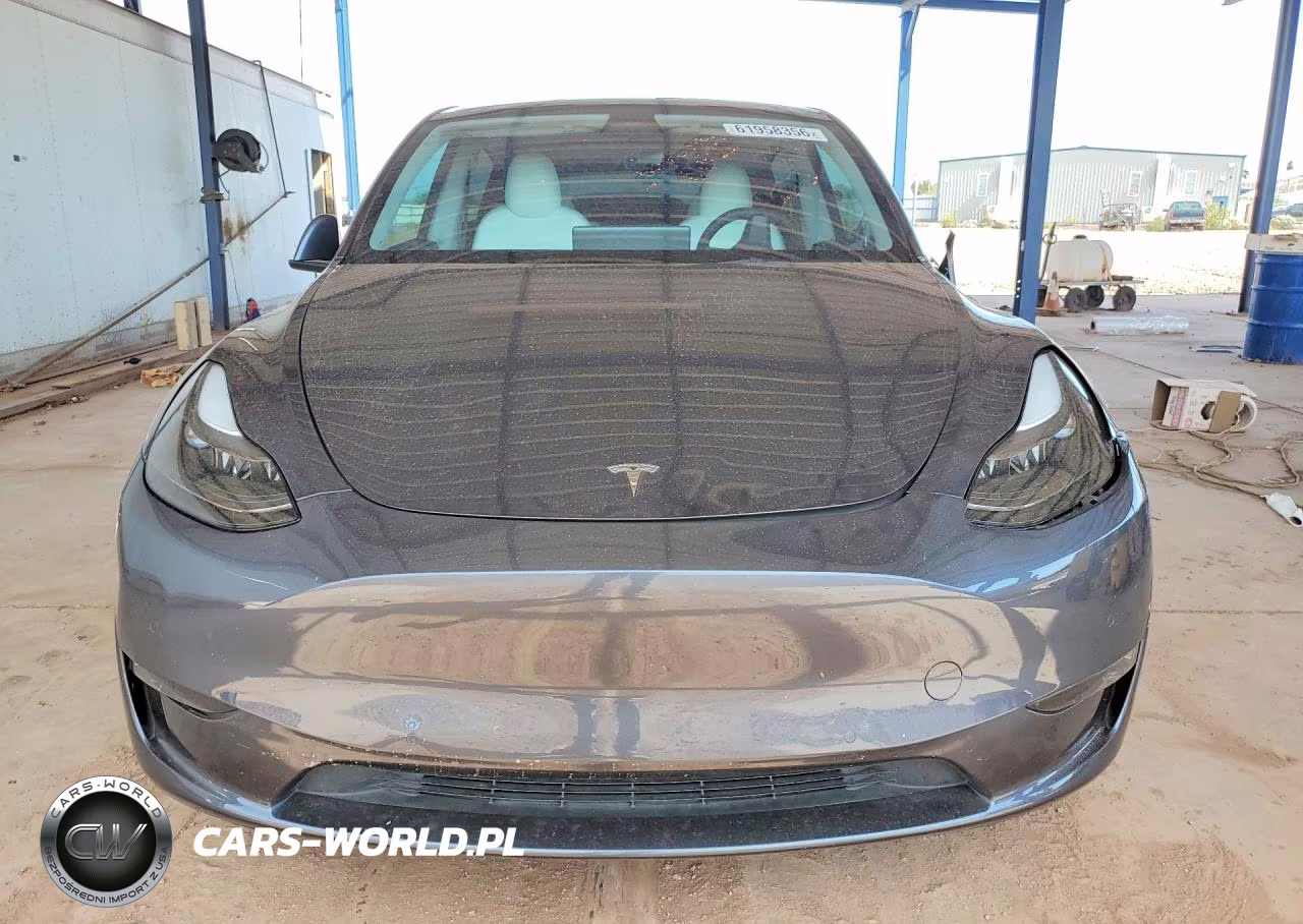 2022 Tesla Model Y VIN:7SAYGDEF3NF488312 - 5