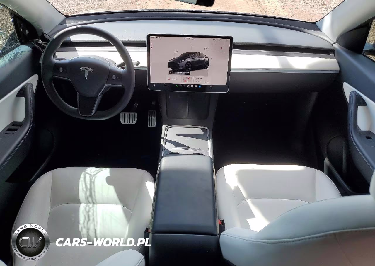 2022 Tesla Model Y VIN:7SAYGDEF3NF488312 - 8