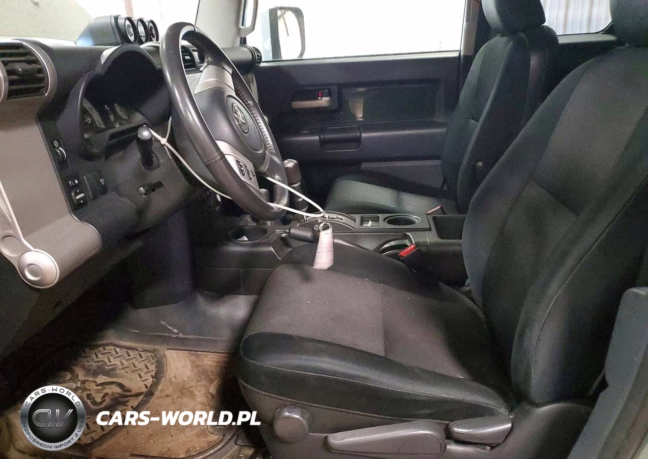 2010 Toyota Fj Cruiser Base VIN:JTEBU4BFXAK093438 - 7