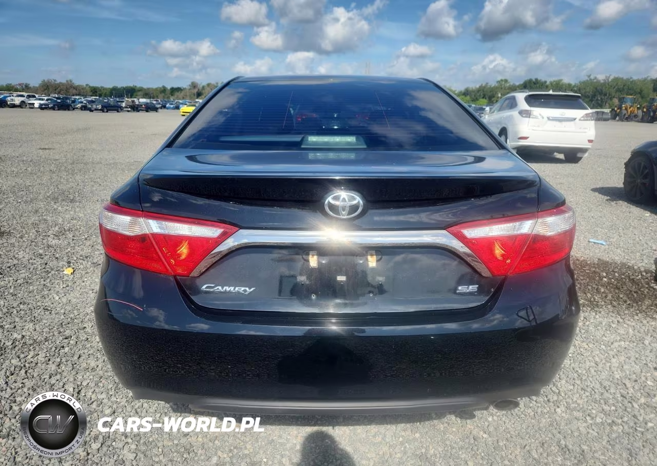 2015 Toyota Camry Se VIN:4T1BF1FK3FU956169 - 6