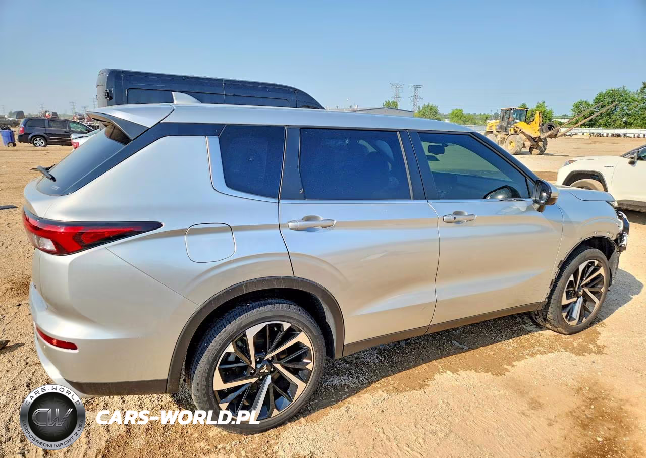 2024 Mitsubishi Outlander Se VIN:JA4J4VA82RZ056325 - 3